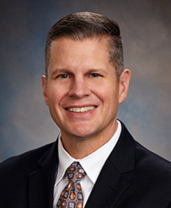 Headshot of spine surgery specialist Jeffrey S. Henn, MD